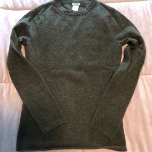 J. CREW olive cashmere crewneck sweater - size XS